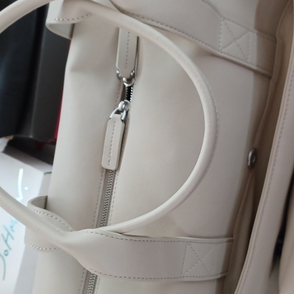 Monos Metro Duffel Vegan Leather New - Picture 3 of 16